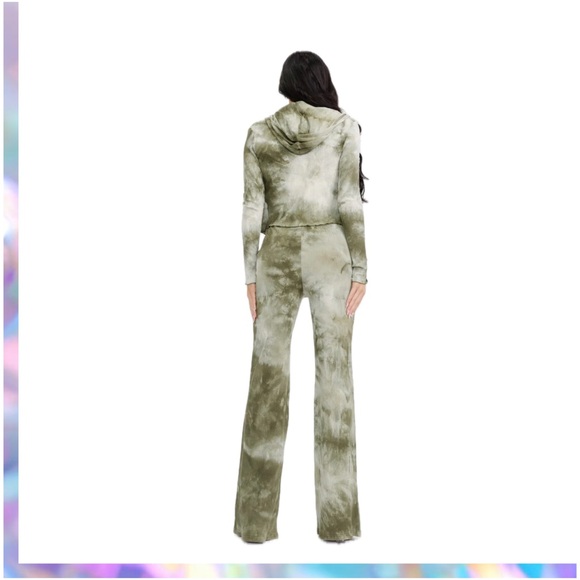 Rosevelvet Olive and White Tie-Dye 3 Piece Set NWT S, M, L - Picture 2 of 3